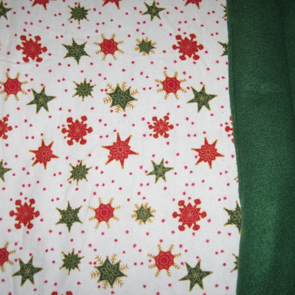 Winter Stars Cozy Pet Mats, Cat Beds, Dog Mats, Crate Pads NEW with Tags - Picture 1 of 3